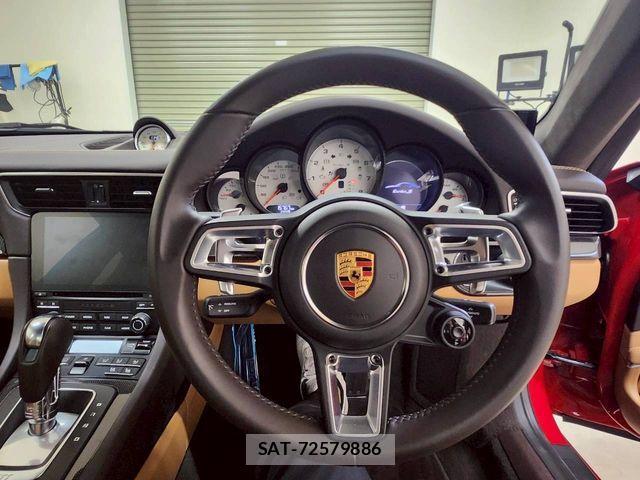 Porsche 911 2018-12 1223982-12