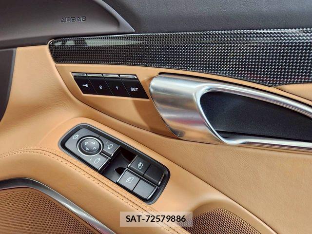 Porsche 911 2018-12 1223982-4