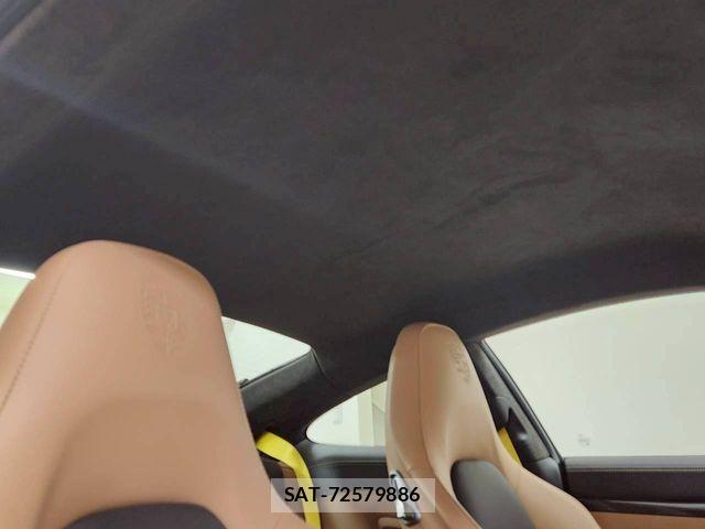 Porsche 911 2018-12 1223982-8