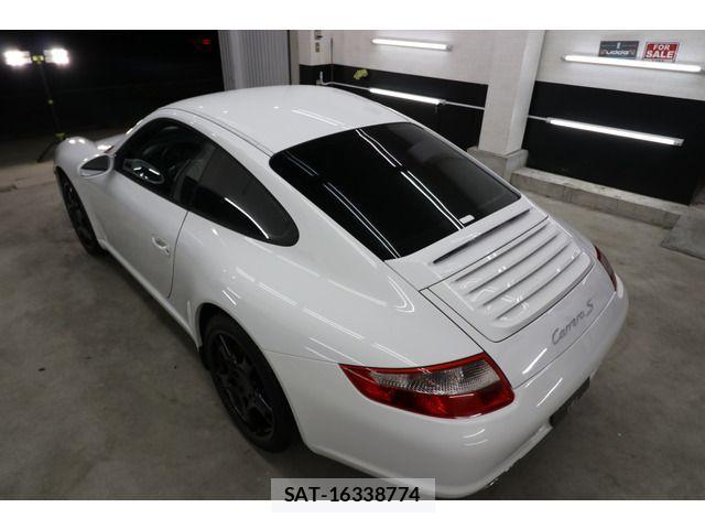 Porsche 911 2005-04 1268306-13