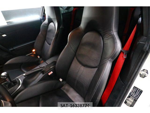 Porsche 911 2005-04 1268306-18