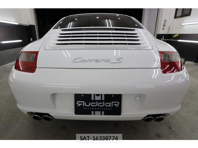Porsche 911 2005-04 1268306-2