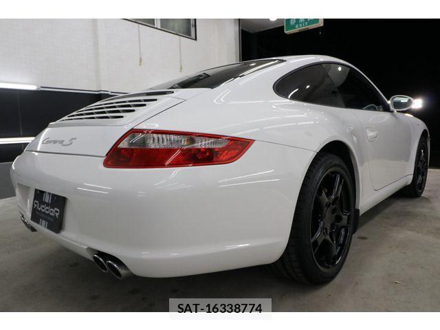 Porsche 911 2005-04 1268306-6