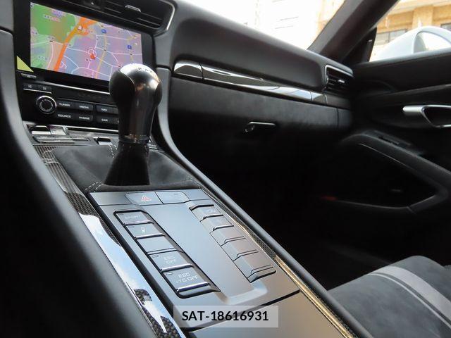 Porsche 911 2019-04 1282829-10