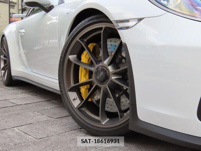 Porsche 911 2019-04 1282829-27
