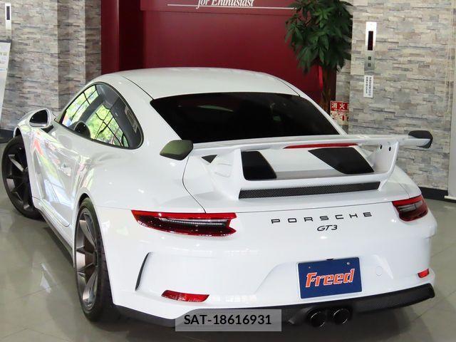 Porsche 911 2019-04 1282829-7