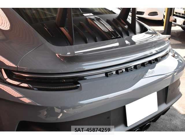Porsche 911 2024-02 1293266-16