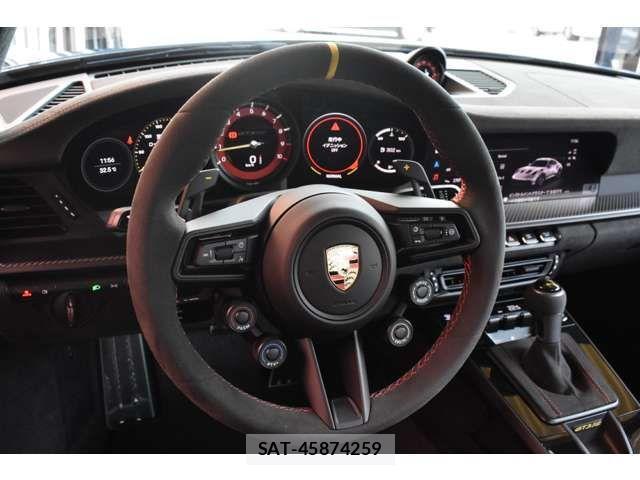 Porsche 911 2024-02 1293266-1