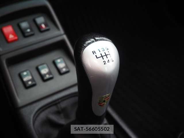 Porsche 911 1995-08 1293260-11