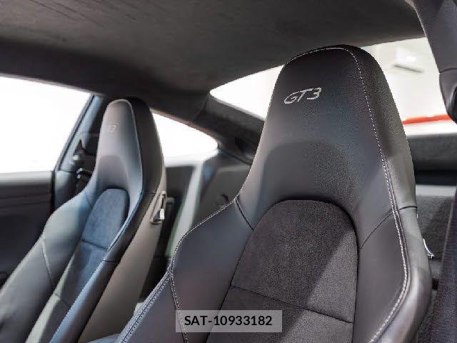Porsche 911 2018-06 1293261-26