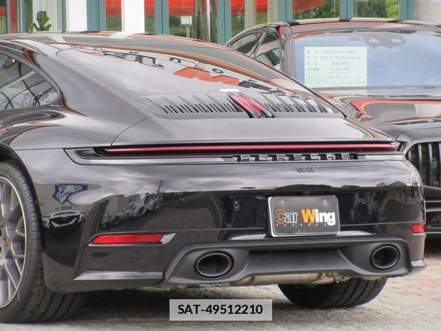Porsche 911 2025-03 1303739-12