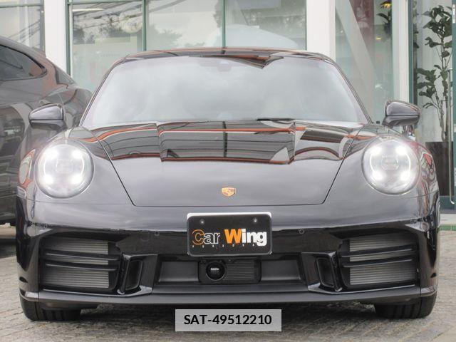 Porsche 911 2025-03 1303739-2