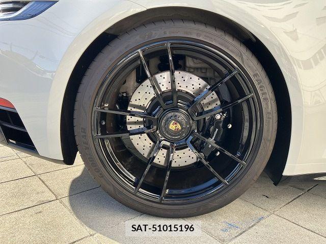 Porsche 911 2024-07 1322903-12