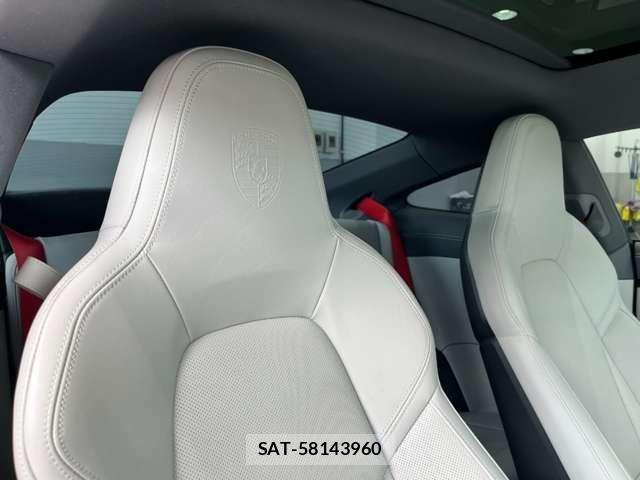 Porsche 911 2023-08 1338798-15