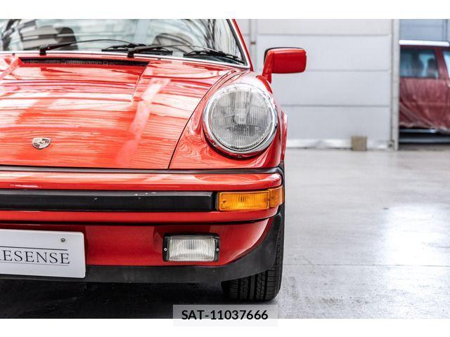 Porsche 911 1977-04 1355368-13