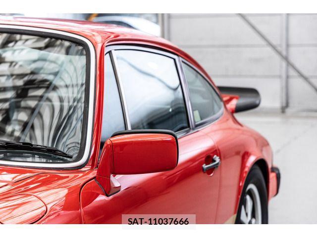 Porsche 911 1977-04 1355368-15