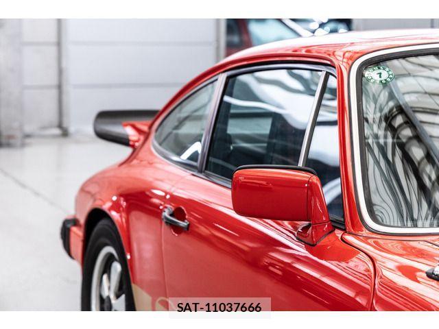 Porsche 911 1977-04 1355368-16