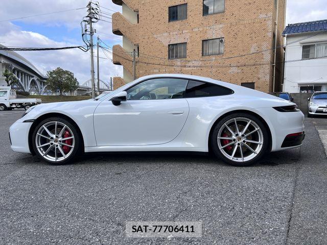 Porsche 911 2021-01 1626781-9