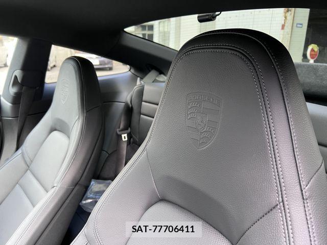 Porsche 911 2021-01 1626781-23
