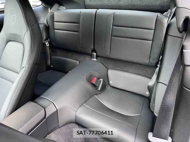 Porsche 911 2021-01 1626781-24