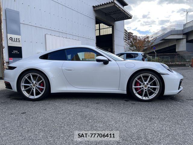 Porsche 911 2021-01 1626781-3