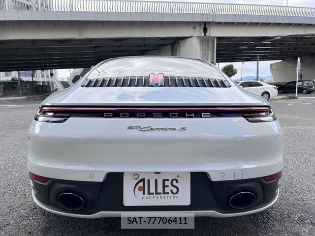 Porsche 911 2021-01 1626781-7