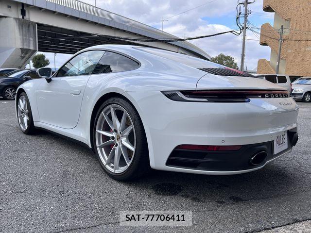 Porsche 911 2021-01 1626781-8