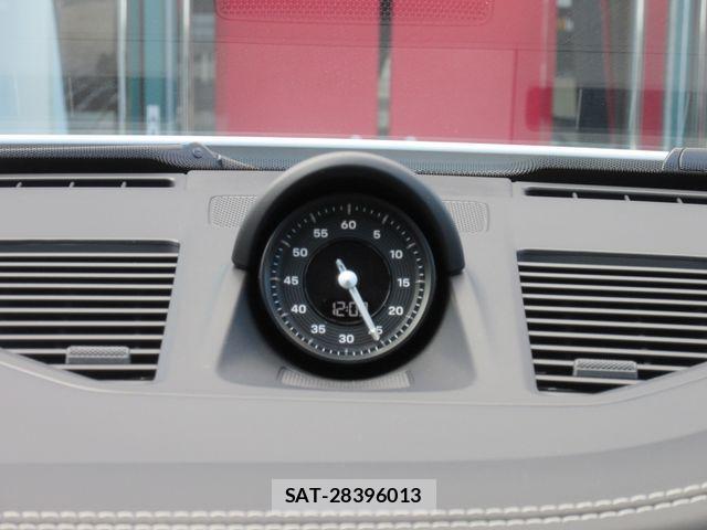 Porsche 911 2025-06 1663139-20