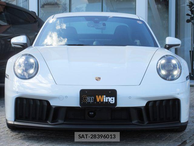 Porsche 911 2025-06 1663139-2