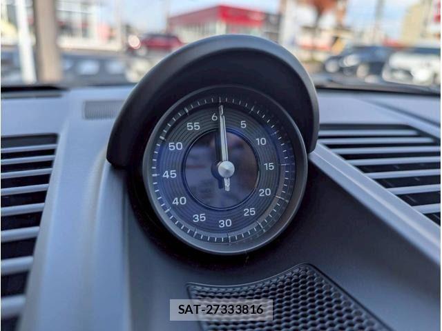 Porsche 911 2019-08 1663145-9