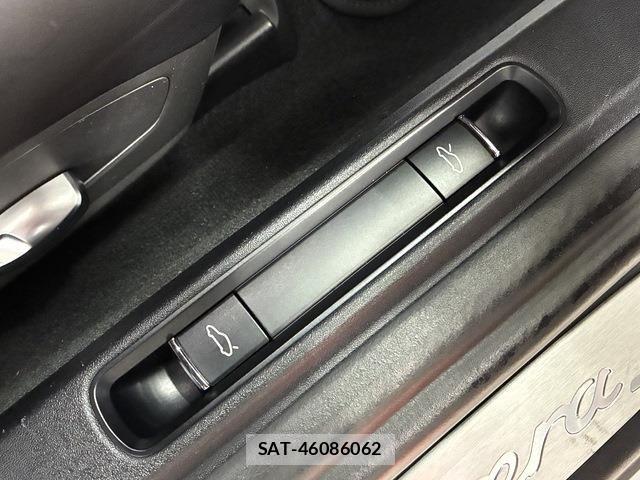 Porsche 911 2014-03 1827972-13