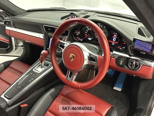 Porsche 911 2014-03 1827972-2