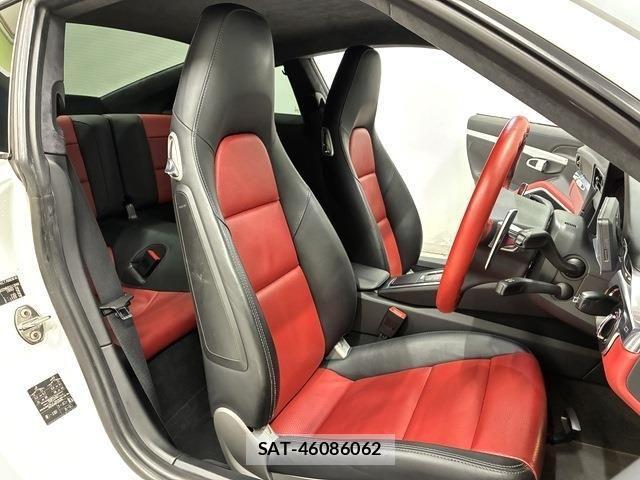 Porsche 911 2014-03 1827972-8