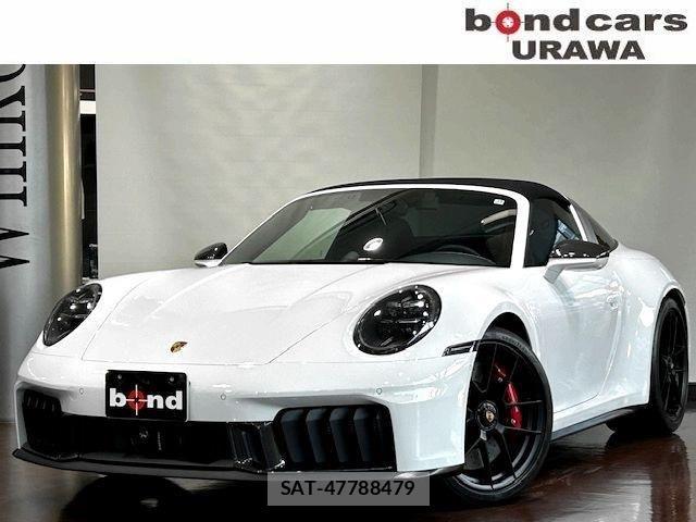 Porsche 911 2025-10 2100539-0