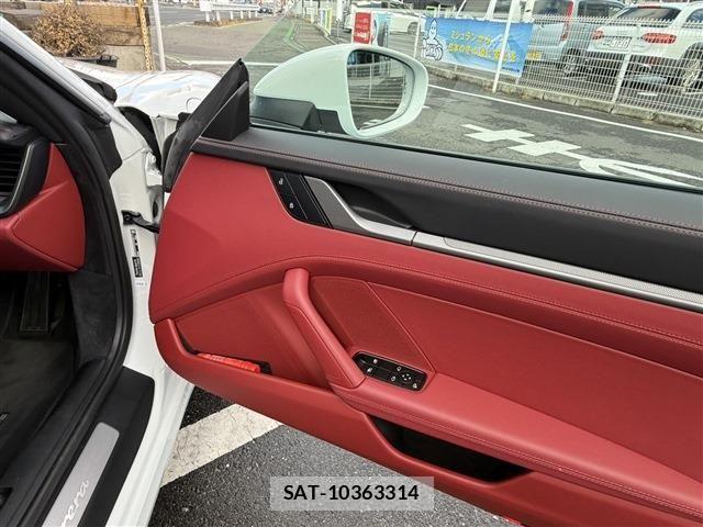 Porsche 911 2024-03 2214046-20