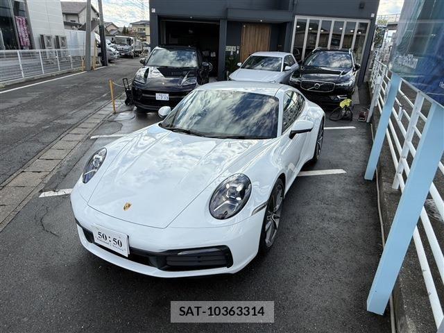 Porsche 911 2024-03 2214046-2