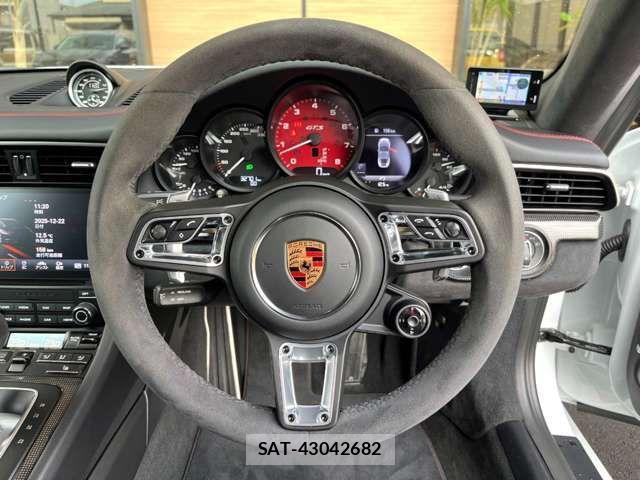 Porsche 911 2018-11 2673941-5