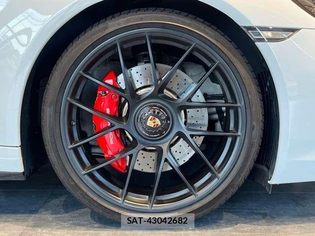 Porsche 911 2018-11 2673941-8