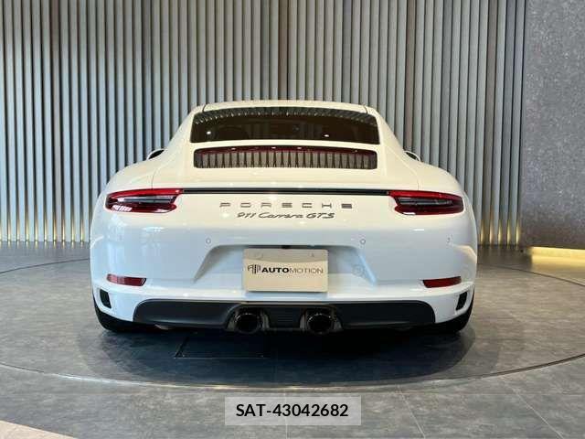 Porsche 911 2018-11 2673941-12
