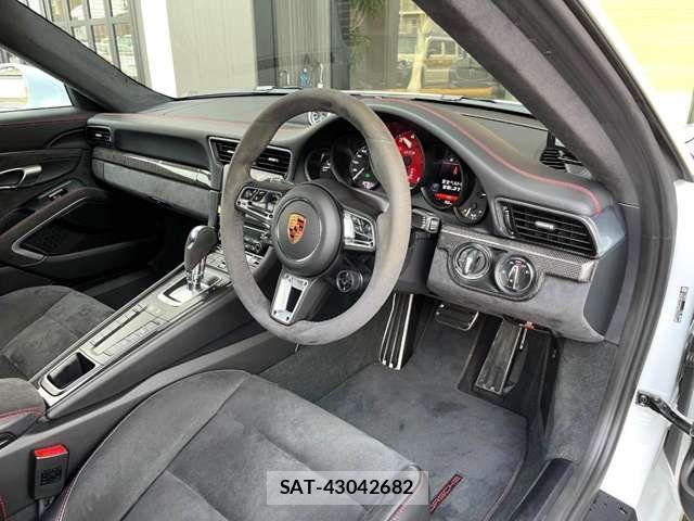 Porsche 911 2018-11 2673941-2