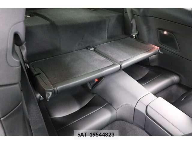 Porsche 911 2025-01 2729822-10