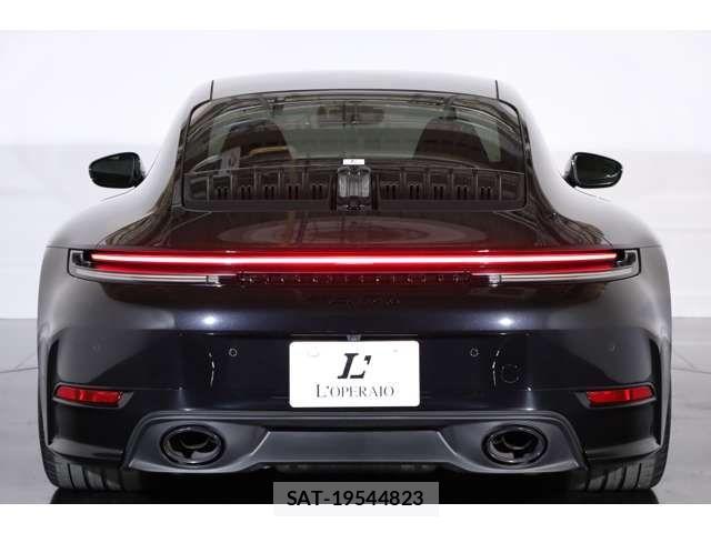 Porsche 911 2025-01 2729822-16