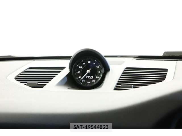 Porsche 911 2025-01 2729822-2