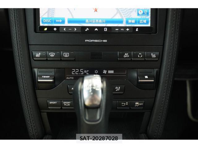 Porsche 911 2012-05 2778480-17