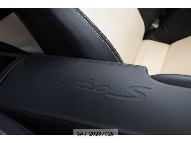 Porsche 911 2012-05 2778480-21
