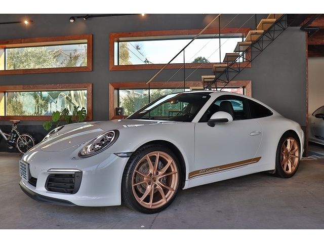 Porsche 911 2018-12 3680060-0