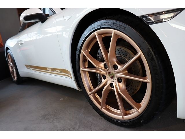 Porsche 911 2018-12 3680060-10