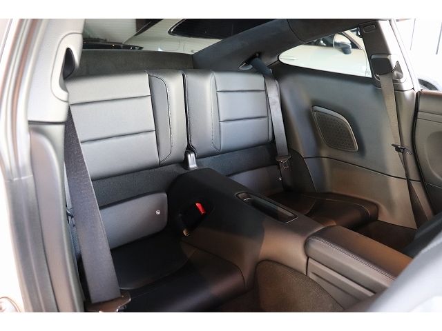 Porsche 911 2018-12 3680060-15