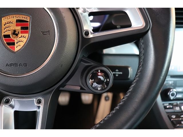 Porsche 911 2018-12 3680060-20
