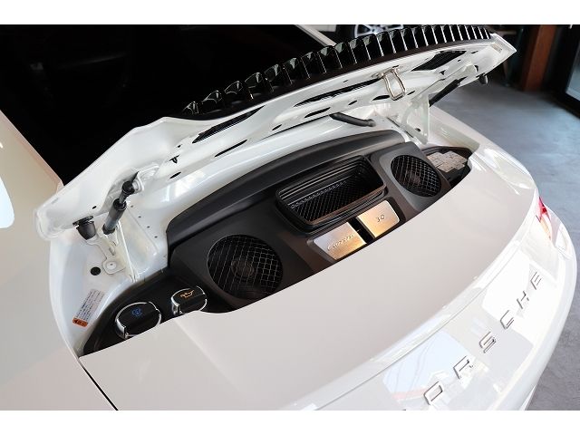 Porsche 911 2018-12 3680060-27